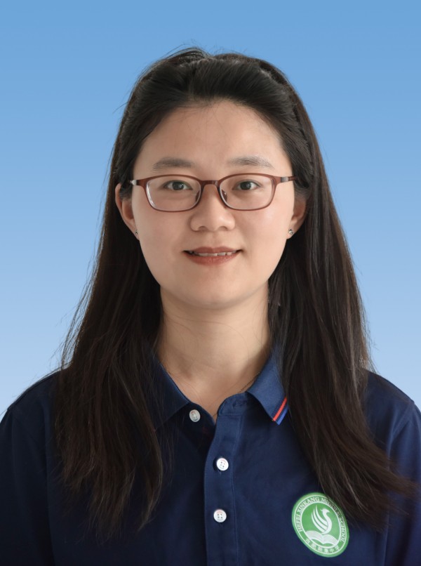 代莹莹  语文教师