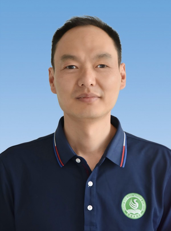 汪宁波   物理教师